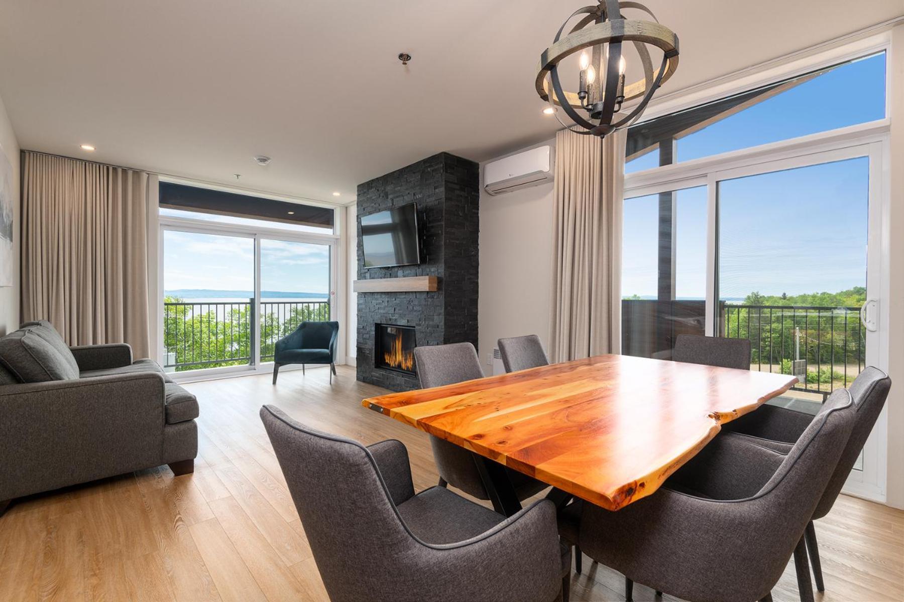 Les Appartements Du Massif De Charlevoix Petite-Riviere-Saint-Francois Esterno foto